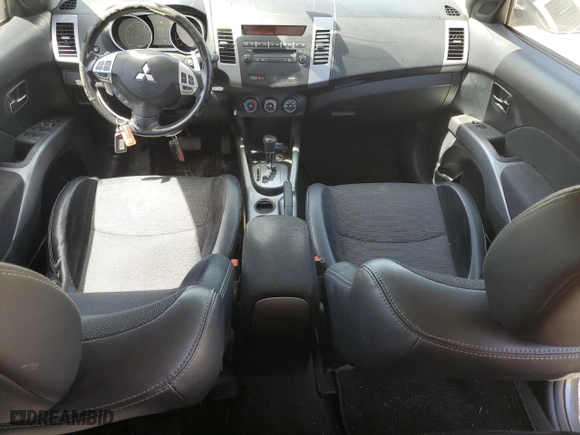 2011 Mitsubishi Outlander SE with VIN JA4AS3AW4BU023760, listed as a Copart auction lot 61493514 with 147,731 mi miles and Clean Title. Bid and sale history available at carsss.com. Image 8.