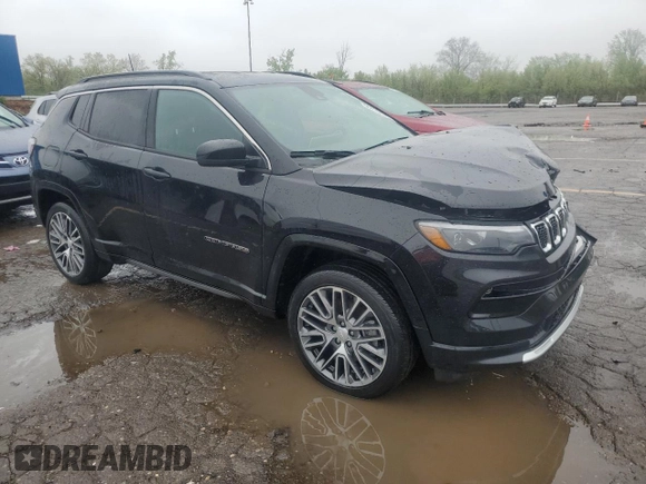 2023 Jeep Compass (RED) Edition z VIN 3C4NJDCNXPT501816, wystawiony jako Copart lot #55733075 z przebiegiem 25 039 mil mil oraz Szkoda całkowita • Salvage title. Historia ofert i sprzedaży dostępna na DreamBid. Obrazek 4.