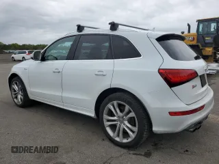 2014 Audi SQ5 Premium Plus z VIN WA1CGAFP0EA067700, wystawiony jako Copart lot #56374555 z przebiegiem 165 958 mil mil oraz Szkody całkowita. Historia ofert i sprzedaży dostępna na DreamBid. Obrazek 2.