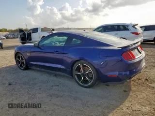2016 Ford Mustang GT with VIN 1FA6P8CF4G5256309, listed as a Copart auction lot 61932845 with 113,112 mi miles and Salvage title. Bid and sale history available at DreamBid. Image 2.