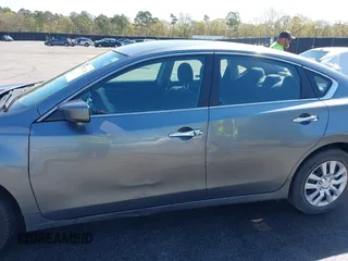 2015 Nissan Altima 2.5 S with VIN 1N4AL3AP0FC452682, listed as a IAAI auction lot 41872360 with 187,247 mi miles. Bid and sale history available at carsss.com. Image 6.