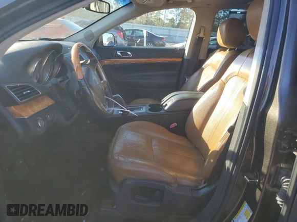 2011 Lincoln MKT with VIN 2LMHJ5AR6BBJ51517, listed as a Copart auction lot 76297924 with 98,211 mi miles and Salvage Title. Bid and sale history available at DreamBid. Image 7.