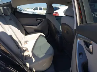 2012 Hyundai Elantra Limited с VIN KMHDH4AE7CU247956, выставлен на аукционе IAAI как лот 42272288 с пробегом 132 340 миль миль и . История ставок и продаж доступна на DreamBid. Изображение 8.