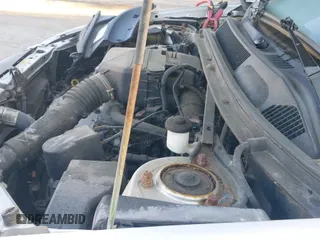2002 Toyota RAV4 с VIN JTEHH20V826036517, выставлен на аукционе IAAI как лот 43117390 с пробегом 206 756 миль миль и . История ставок и продаж доступна на DreamBid. Изображение 12.