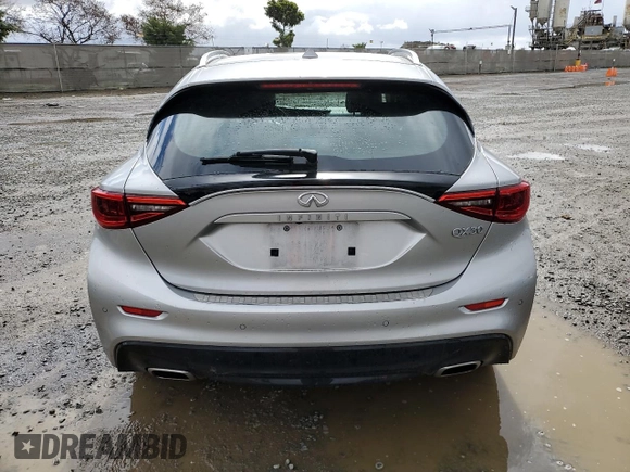 2018 Infiniti QX30 Premium with VIN SJKCH5CP0JA048053, listed as a Copart auction lot 48202385 with 90,578 mi miles and Salvage title. Bid and sale history available at DreamBid. Image 6.