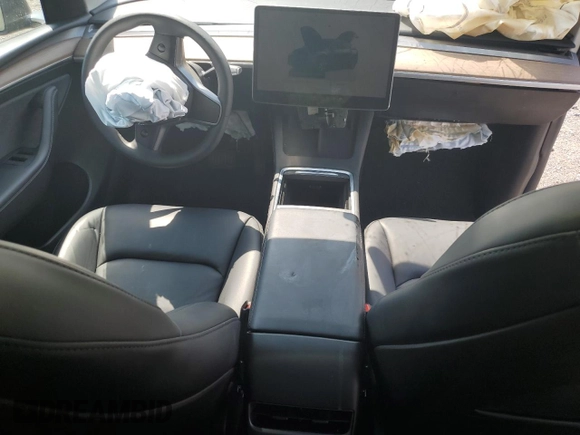 2024 Tesla Model Y с VIN 7SAYGDED1RF092027, выставлен на аукционе Copart как лот 62330775 с пробегом 22 010 миль миль и Списание • Salvage title. История ставок и продаж доступна на DreamBid. Изображение 8.
