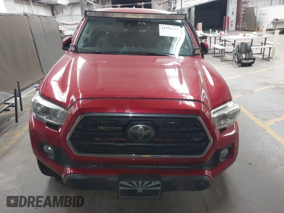 2018 Toyota Tacoma SR with VIN 3TMCZ5AN0JM166978, listed as a IAAI auction lot 41936143 with 129,674 mi miles. Bid and sale history available at carsss.com. Image 12.