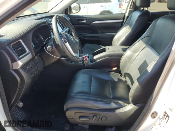 2017 Toyota Highlander XLE with VIN 5TDJZRFHXHS417209, listed as a Copart auction lot 64847585 with 46,693 mi miles and Salvage title. Bid and sale history available at DreamBid. Image 7.