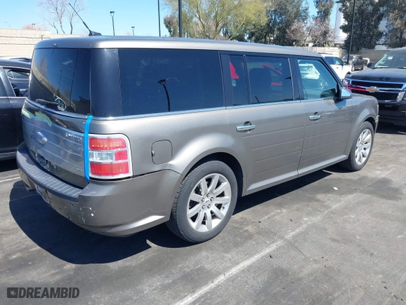 2012 Ford Flex Limited with VIN 2FMGK5DC2CBD11504, listed as a IAAI auction lot 41830033 with 105,491 mi miles. Bid and sale history available at carsss.com. Image 4.