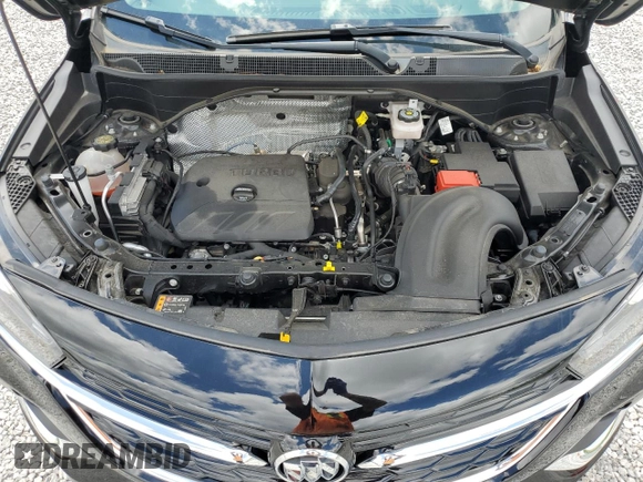 2022 Buick Encore GX Essence z VIN KL4MMGSL5NB000006, wystawiony jako Copart lot #55819465 z przebiegiem 11 849 mil mil oraz Szkoda całkowita • Salvage title. Historia ofert i sprzedaży dostępna na DreamBid. Obrazek 12.