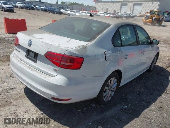 2015 Volkswagen Jetta Sport with VIN 3VWD17AJ9FM321682, listed as a IAAI auction lot 41889188 with 135,238 mi miles and . Bid and sale history available at DreamBid. Image 4.