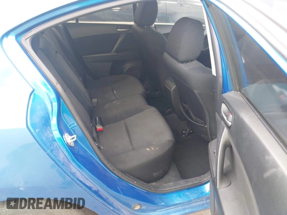 2012 Mazda 3 i Touring z VIN JM1BL1V89C1546573, wystawiony jako IAAI lot #42403158 z przebiegiem 403 813 mil mil oraz . Historia ofert i sprzedaży dostępna na DreamBid. Obrazek 8.