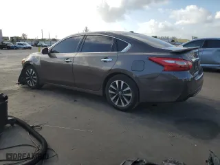 2016 Nissan Altima 3.5 SL with VIN 1N4BL3APXGC176825, listed as a Copart auction lot 51770295 with 142,321 mi miles and Salvage Title. Bid and sale history available at carsss.com. Image 2.