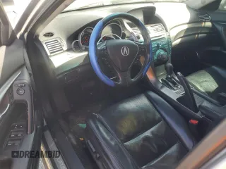 2013 Acura TL Technology z VIN 19UUA8F52DA014581, wystawiony jako Copart lot #58389665 z przebiegiem 175 114 mil mil oraz Szkoda całkowita • Salvage title. Historia ofert i sprzedaży dostępna na DreamBid. Obrazek 8.