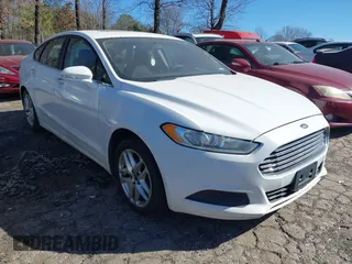 2014 Ford Fusion SE with VIN 1FA6P0H78E5390790, listed as a IAAI auction lot 41682688 with 233,527 mi miles. Bid and sale history available at carsss.com. Image 1.