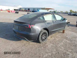 2024 Tesla Model 3 with VIN 5YJ3E1EA2RF731288, listed as a IAAI auction lot 40845607 with 1 mi miles. Bid and sale history available at carsss.com. Image 4.