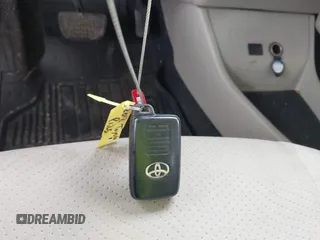 2012 Toyota Prius One z VIN JTDKN3DU3C0335122, wystawiony jako IAAI lot #42395602 z przebiegiem 257 921 mil mil oraz . Historia ofert i sprzedaży dostępna na DreamBid. Obrazek 11.