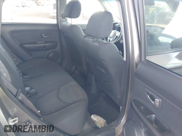 2010 Kia Soul + with VIN KNDJT2A28A7163141, listed as a IAAI auction lot 42035132 with 211,661 mi miles. Bid and sale history available at carsss.com. Image 8.