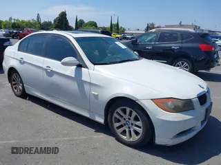 2007 BMW 3 Series 328i z VIN WBAVC53587FZ78266, wystawiony jako IAAI lot #42508267 z przebiegiem 138 366 mil mil oraz . Historia ofert i sprzedaży dostępna na DreamBid. Obrazek 1.