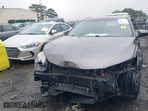 2017 Toyota Camry XLE with VIN 4T1BF1FKXHU454147, listed as a IAAI auction lot 41846039 with 105,471 mi miles. Bid and sale history available at carsss.com. Image 12.