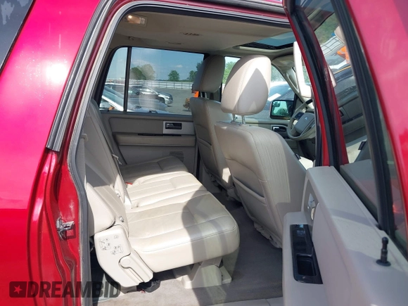 2014 Ford Expedition Max Limited с VIN 1FMJK2A51EEF35932, выставлен на аукционе IAAI как лот 42170980 с пробегом 179 843 миль миль и . История ставок и продаж доступна на DreamBid. Изображение 8.