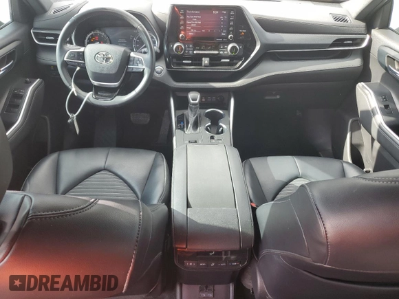 2022 Toyota Highlander XSE with VIN 5TDLZRAH5NS133434, listed as a Copart auction lot 53945075 with 47,634 mi miles and Salvage title. Bid and sale history available at DreamBid. Image 8.