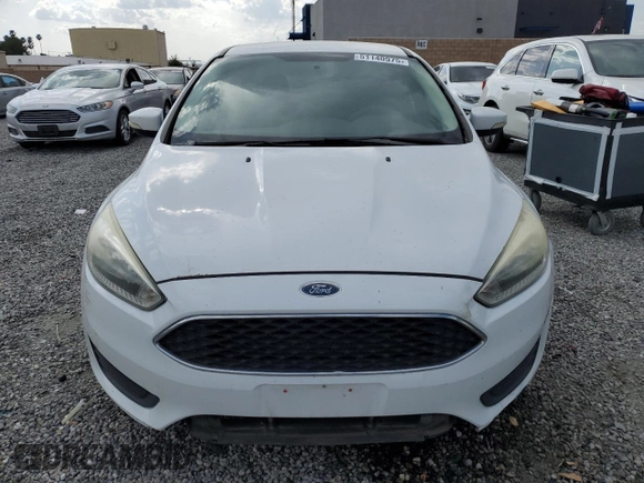 2016 Ford Focus SE with VIN 1FADP3F21GL284681, listed as a Copart auction lot 51140975 with 141,704 mi miles and Salvage Title. Bid and sale history available at DreamBid. Image 5.