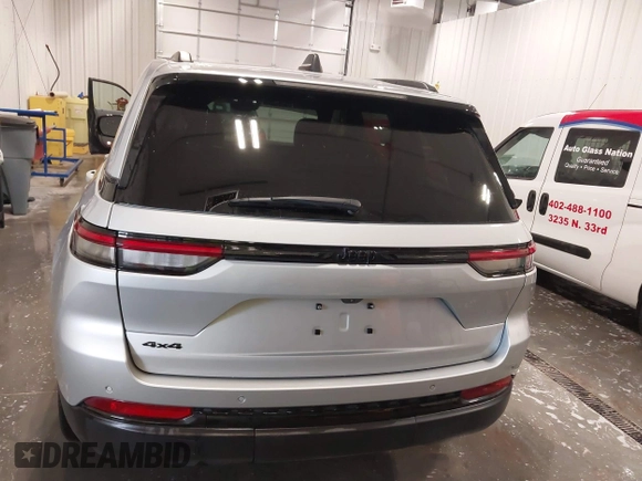 2023 Jeep Grand Cherokee Altitude with VIN 1C4RJHAGXP8882546, listed as a IAAI auction lot 41794805 with 17,071 mi miles and . Bid and sale history available at DreamBid. Image 17.