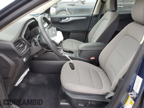 2020 Ford Escape SE with VIN 1FMCU9G64LUC21318, listed as a Copart auction lot 60550845 with 75,154 mi miles and Salvage title. Bid and sale history available at DreamBid. Image 7.