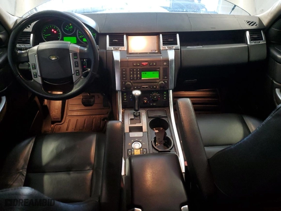 2009 Land Rover Range Rover Sport HSE with VIN SALSF25459A197049, listed as a Copart auction lot 43828915 with 131,986 mi miles and Clean Title. Bid and sale history available at carsss.com. Image 8.