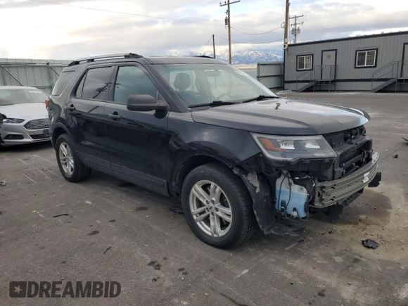 2016 Ford Utility Police Interceptor with VIN 1FM5K8AR7GGC50683, listed as a Copart auction lot 83083274 with 197,682 mi miles and Salvage Title. Bid and sale history available at carsss.com. Image 4.