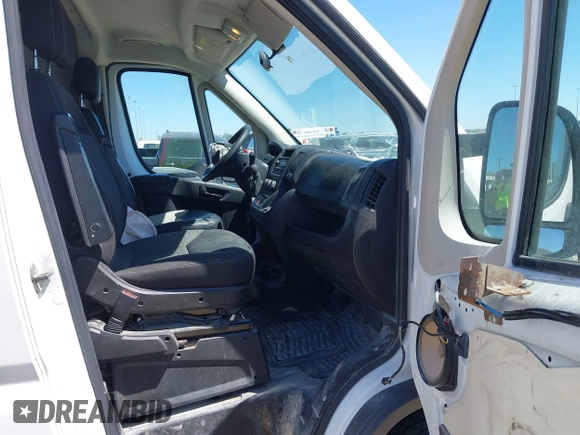 2017 Ram ProMaster Cargo with VIN 3C6TRVDGXHE539159, listed as a IAAI auction lot 41848586 with 263,092 mi miles and . Bid and sale history available at carsss.com. Image 5.