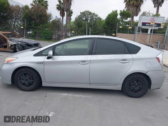 2014 Toyota Prius Four with VIN JTDKN3DU4E1748583, listed as a IAAI auction lot 42044872 with 215,032 mi miles. Bid and sale history available at carsss.com. Image 14.