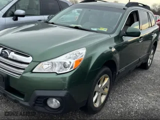 2013 Subaru Outback 2.5i Premium with VIN 4S4BRBCC8D3304189, listed as a IAAI auction lot 41940596 with 174,547 mi miles. Bid and sale history available at carsss.com. Image 2.