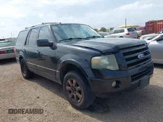 2010 Ford Expedition Limited z VIN 1FMJU1K59AEB62362, wystawiony jako IAAI lot #42146840 z przebiegiem 233 526 mil mil oraz . Historia ofert i sprzedaży dostępna na DreamBid. Obrazek 1.
