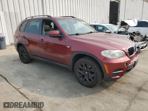 2012 BMW X5 35i z VIN 5UXZV4C56CL749152, wystawiony jako Copart lot #59525155 z przebiegiem 110 773 mil mil oraz Szkoda całkowita • Salvage title. Historia ofert i sprzedaży dostępna na DreamBid. Obrazek 4.