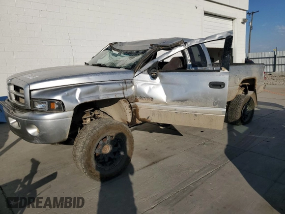 2001 Dodge Ram 2500 with VIN 1B7KF23661J595659, listed as a Copart auction lot 70756954 with 211,043 mi miles and Salvage Title. Bid and sale history available at carsss.com. Image 1.