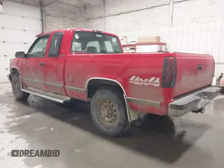 1995 Chevrolet Silverado 1500 with VIN 2GCEK19KXS1125508, listed as a IAAI auction lot 42058195 with 256,480 mi miles and . Bid and sale history available at DreamBid. Image 3.