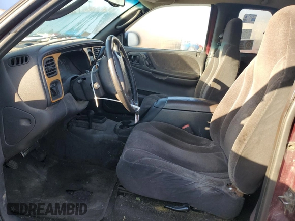 2000 Dodge Dakota SLT with VIN 1B7GG22X7YS639007, listed as a Copart auction lot 84829204 with 148,408 mi miles and Salvage Title. Bid and sale history available at DreamBid. Image 7.