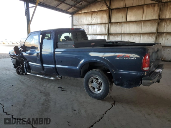 2003 Ford Super Duty F-250 XL with VIN 1FTNX21P33ED65126, listed as a Copart auction lot 88113565 with 177,544 mi miles and Salvage Title. Bid and sale history available at carsss.com. Image 2.