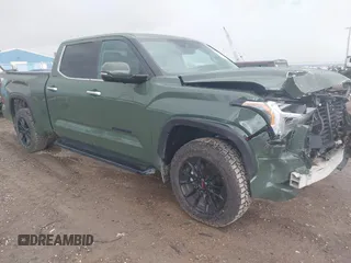 2023 Toyota Tundra Limited с VIN 5TFJA5EC9PX014983, выставлен на аукционе IAAI как лот 42254688 с пробегом 42 270 миль миль и . История ставок и продаж доступна на DreamBid. Изображение 1.