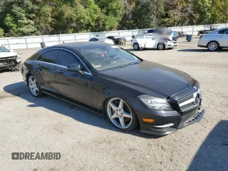 2013 Mercedes-Benz CLS-Class CLS 550 with VIN WDDLJ7DB9DA062842, listed as a Copart auction lot 77149734 with 136,221 mi miles and Clean Title. Bid and sale history available at carsss.com. Image 4.