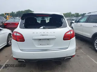 2013 Porsche Cayenne Diesel with VIN WP1AF2A26DLA41346, listed as a IAAI auction lot 42670580 with 154,110 mi miles and . Bid and sale history available at DreamBid. Image 16.