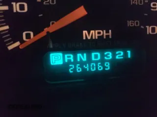 1999 GMC New Sierra 1500 SLE with VIN 1GTEK19T7XZ537974, listed as a Copart auction lot 45363854 with 264,069 mi miles and Non Repairable. Bid and sale history available at carsss.com. Image 15.