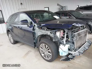 2021 Toyota Venza LE with VIN JTEAAAAH7MJ008247, listed as a IAAI auction lot 41531718 with 169,799 mi miles. Bid and sale history available at carsss.com. Image 13.