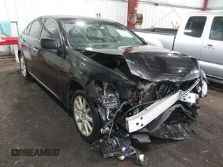 2006 Lexus GS 300 with VIN JTHCH96S260004660, listed as a IAAI auction lot 42113720 with 194,182 mi miles and . Bid and sale history available at DreamBid. Image 1.