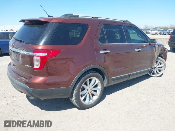 2015 Ford Explorer XLT with VIN 1FM5K7D88FGA76795, listed as a IAAI auction lot 41790439 with 143,273 mi miles and . Bid and sale history available at DreamBid. Image 4.