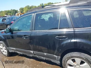 2010 Subaru Outback Limited Power Moon с VIN 4S4BRBLCXA3369069, выставлен на аукционе IAAI как лот 40290723 с пробегом 231 597 миль миль и . История ставок и продаж доступна на DreamBid. Изображение 14.
