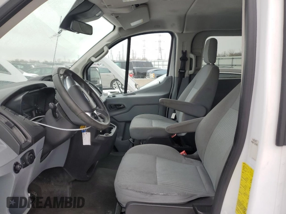 2019 Ford Transit with VIN 1FDZX2YM2KKA05368, listed as a Copart auction lot 45275925 with 204,733 mi miles and Clean Title. Bid and sale history available at DreamBid. Image 7.