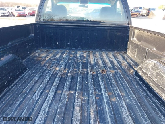 2000 Chevrolet Silverado 1500 LS with VIN 1GCEK14T2YE294302, listed as a IAAI auction lot 41780399 with 227,806 mi miles. Bid and sale history available at carsss.com. Image 8.